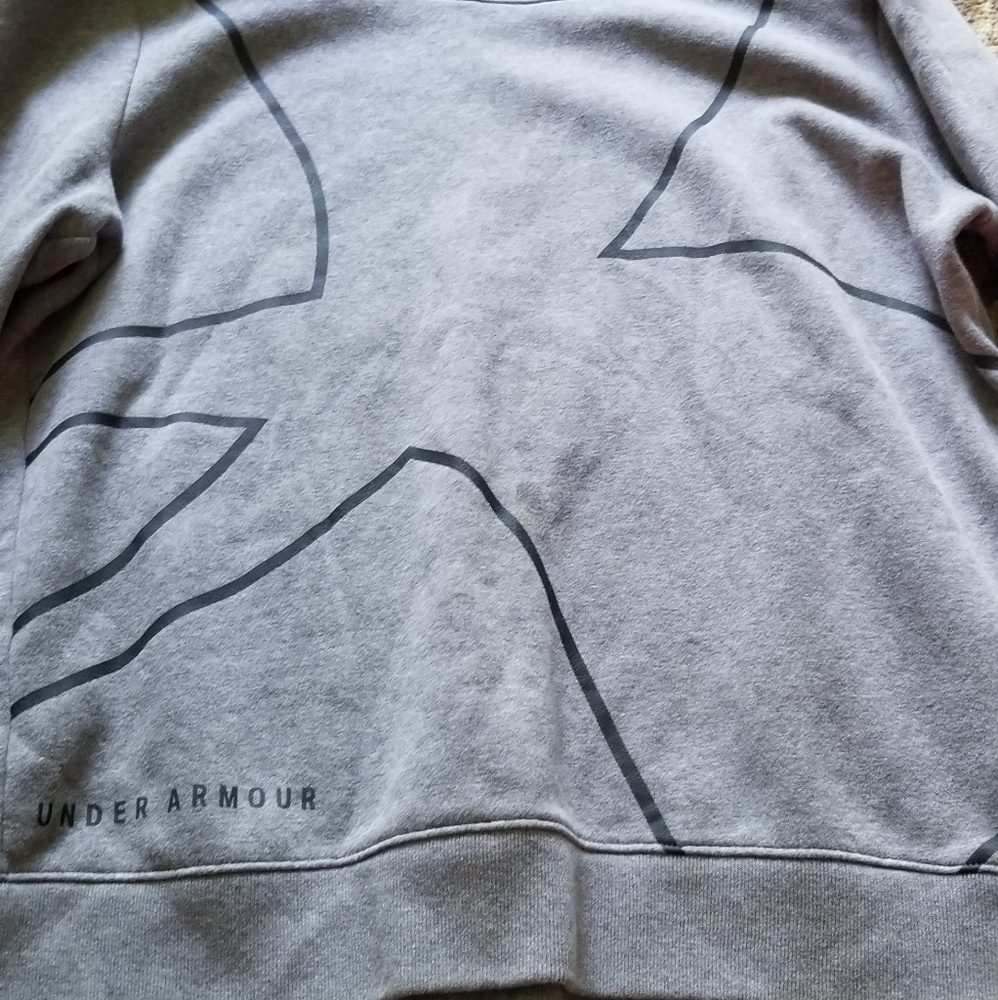 Grey underarmor sweatshirt